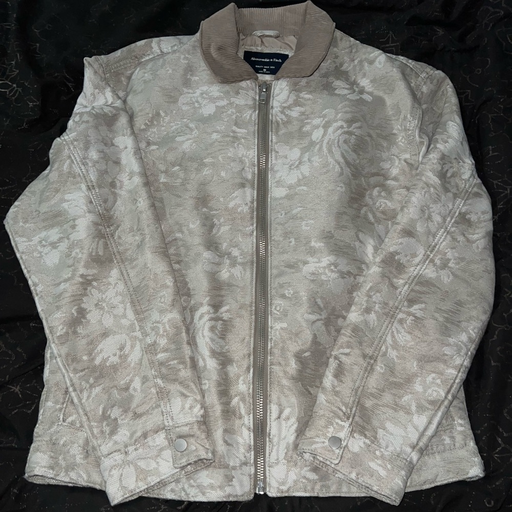 Abercrombie & Fitch Beige Floral Barn Jacket